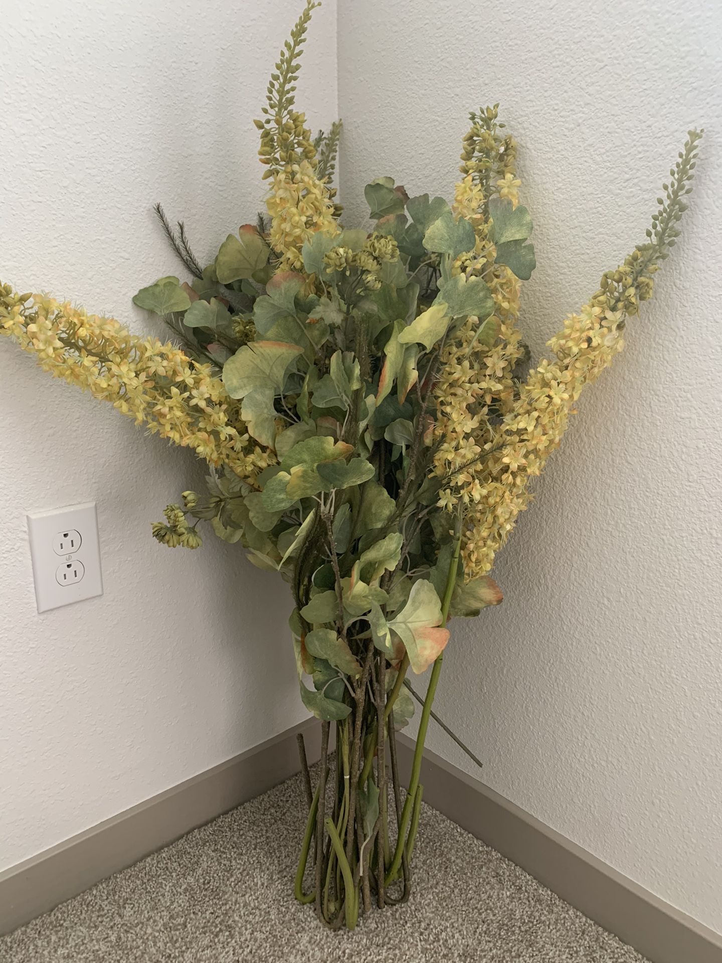 Pier 1 Greenery Plants Flowers - Brightens Up a Room!