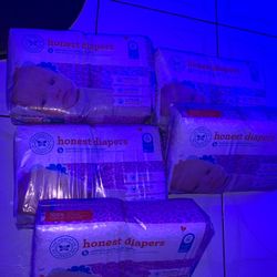 Honest NEWBORN diapers 