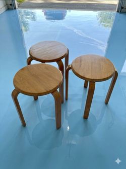 Stackable Bentwood Round Stools – Set of 3