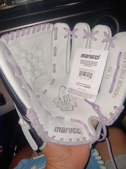 Marucci Softball Glove