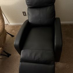 Black Reclining Chair 