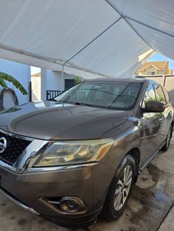 Nissan pathfinder