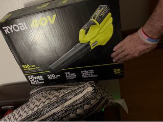 Ryobi 40 V 550 CFM blower