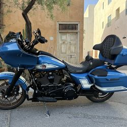 2023 Harley-Davidson Road Glide ST