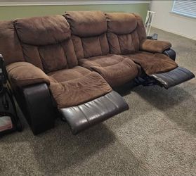 SALE!!! CHOCOLATE BROWN RECLINING COUCH