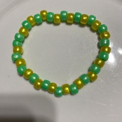 The Bright Looking Yellow And Green Bracelet 
