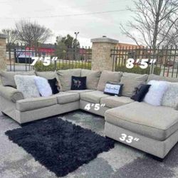 Sectional  couch 