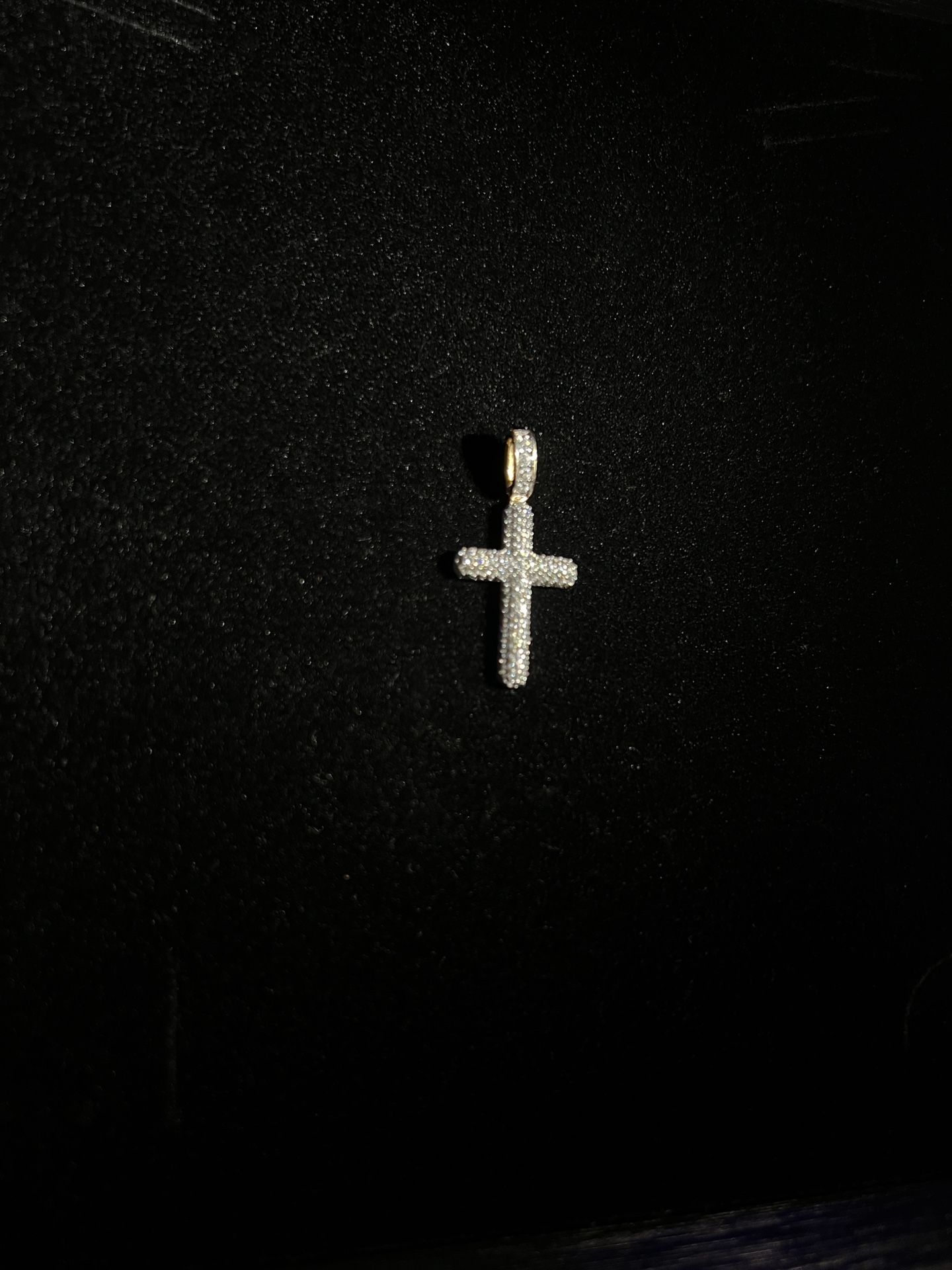 14k Cross Pendant 