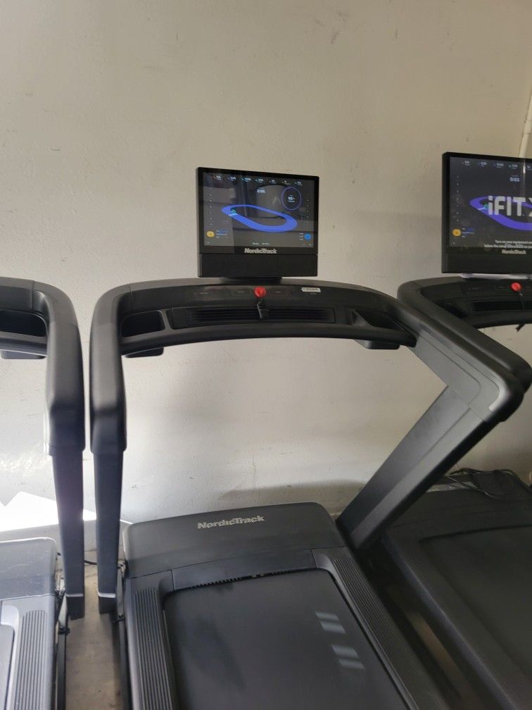 FULLERTON - 2025 Model Nordictrack Commercial 1750 Treadmill- 1300$