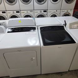 Whirlpool Top Loading Large Capacity Washer And Gas Dryer Set 
