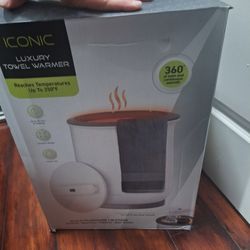 New In BOX towel Warmer