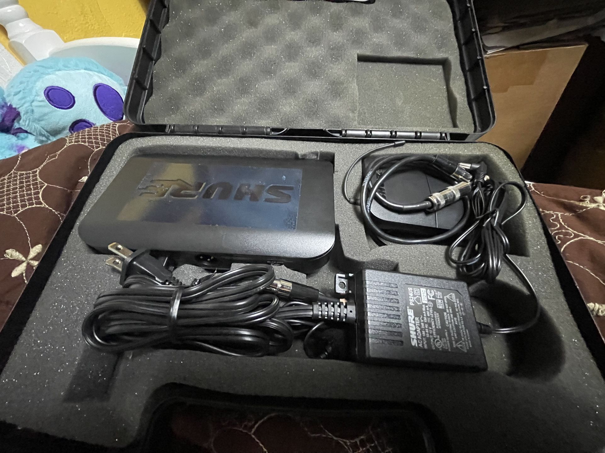 Shure wireless Mic/ guitar line