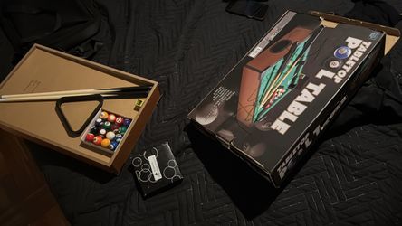 Tabletop Pool Table 36" - Mini Billiards - Complete Set Like New