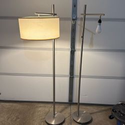 A Set Of 4 Lamps.