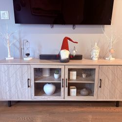 80inch 4 door Media Chest with Glass door