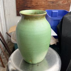 VINTAGE VASE