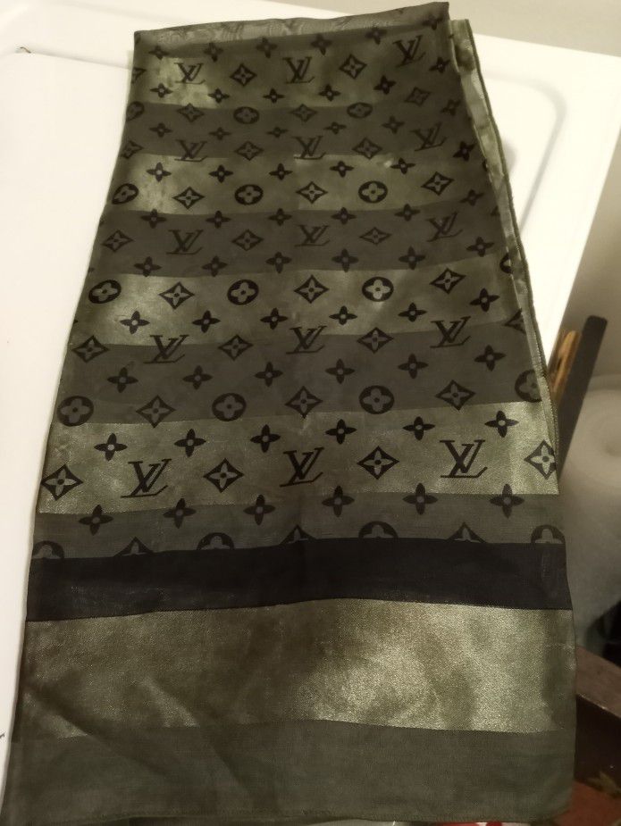 Vtg Louis Vuitton Large Silk Scarf