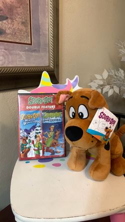 New Scooby- Doo Plush & Scooby-Doo Double Feature Movies