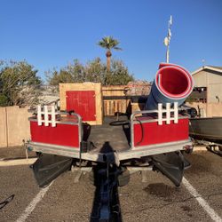 Pontoon Boat. 16’