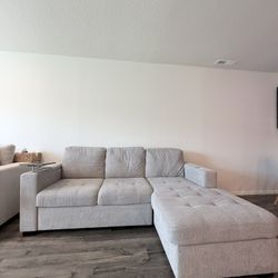 Light Gray Sectional Sofa with Chaise & Huge Hidden Storage