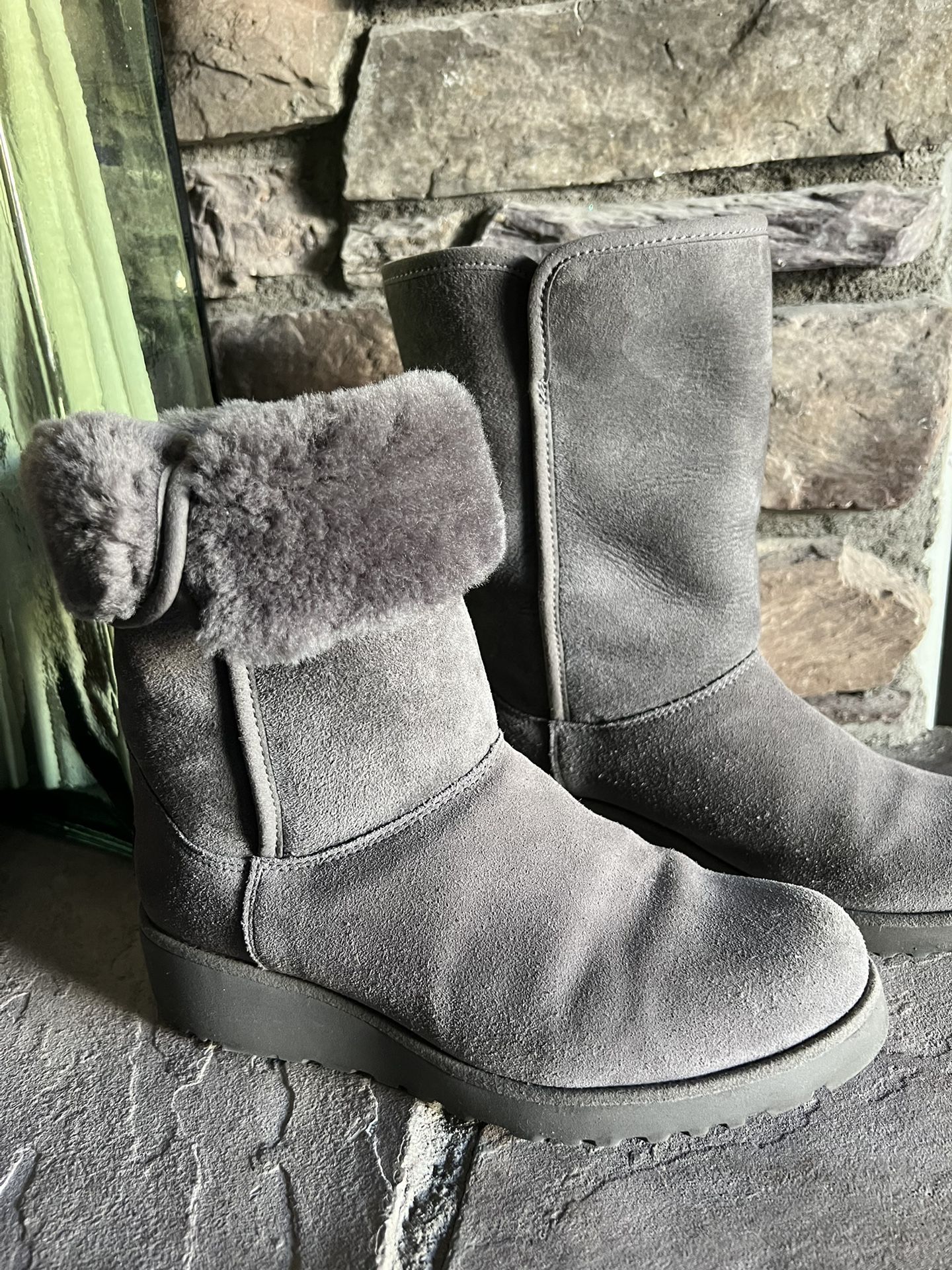 Ugg Boots - Women's Gray Size 6