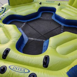 Intex Floating Island 