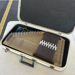 Autoharp Oscar Schmidt Silvertone Vintage 1960's Vintage Silvertone