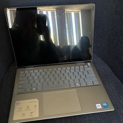Dell Plus 16" Laptop 2K Touchscreen 
