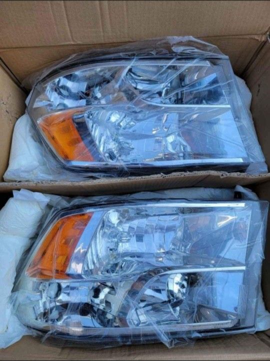 09-18 RAM 1500 Headlights LUCES MICAS FAROS