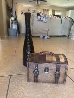 Decorative Vintage-Style Treasure Chest Box