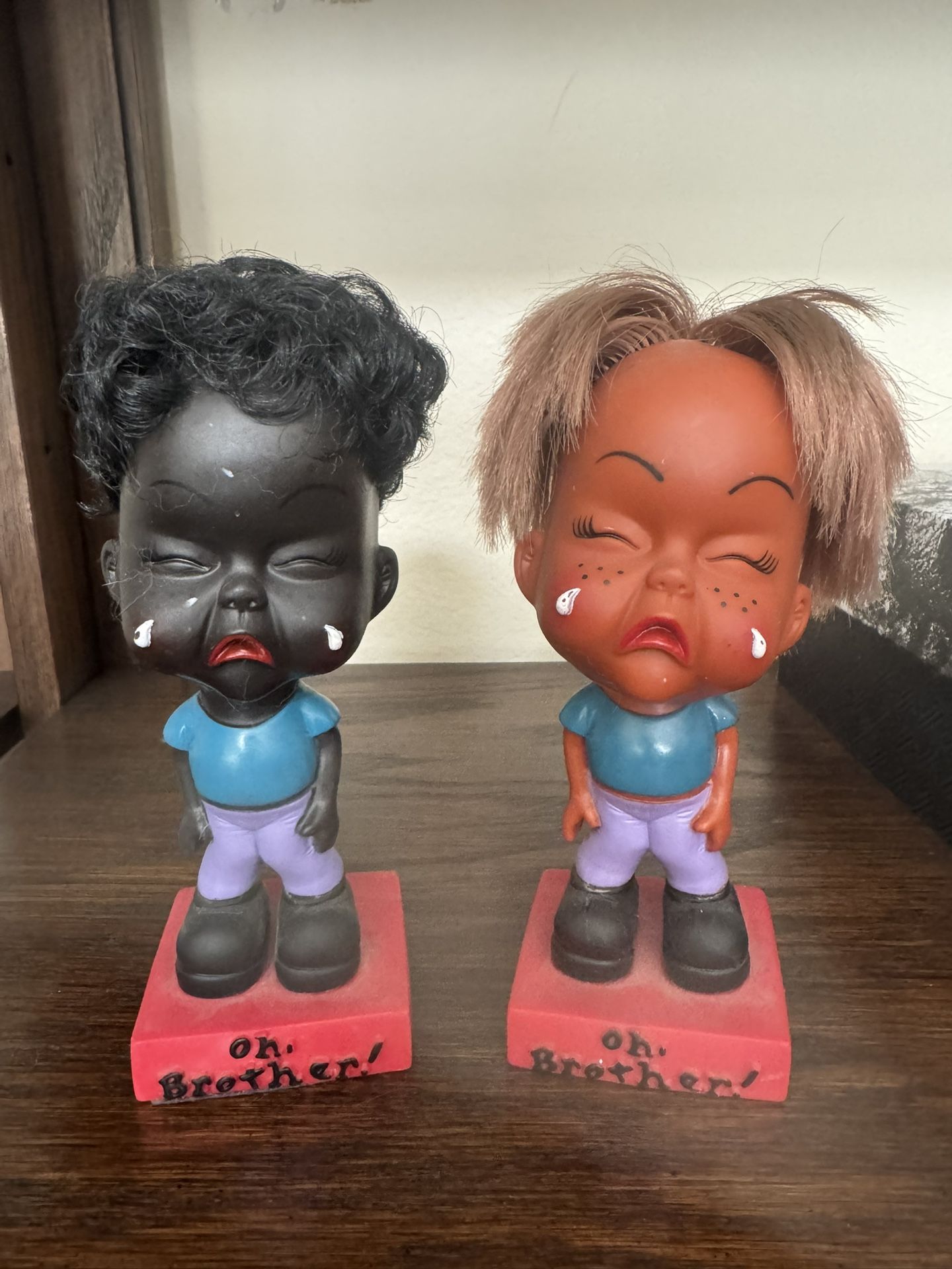 Big Nodding Head Funky Crying Brother/Bobble Head