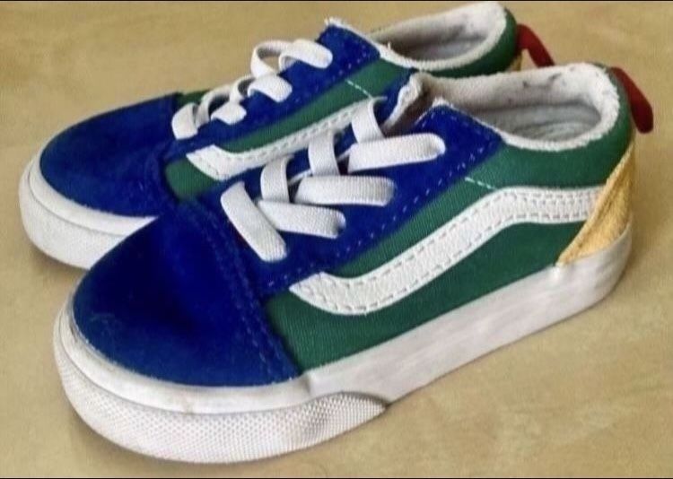 TODDLER VANS