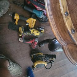 Grinder. Finish Nailer..multi Tool..impact ,sander..tool Bag
