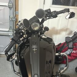 2025 Indian Sixty Scout Bobber