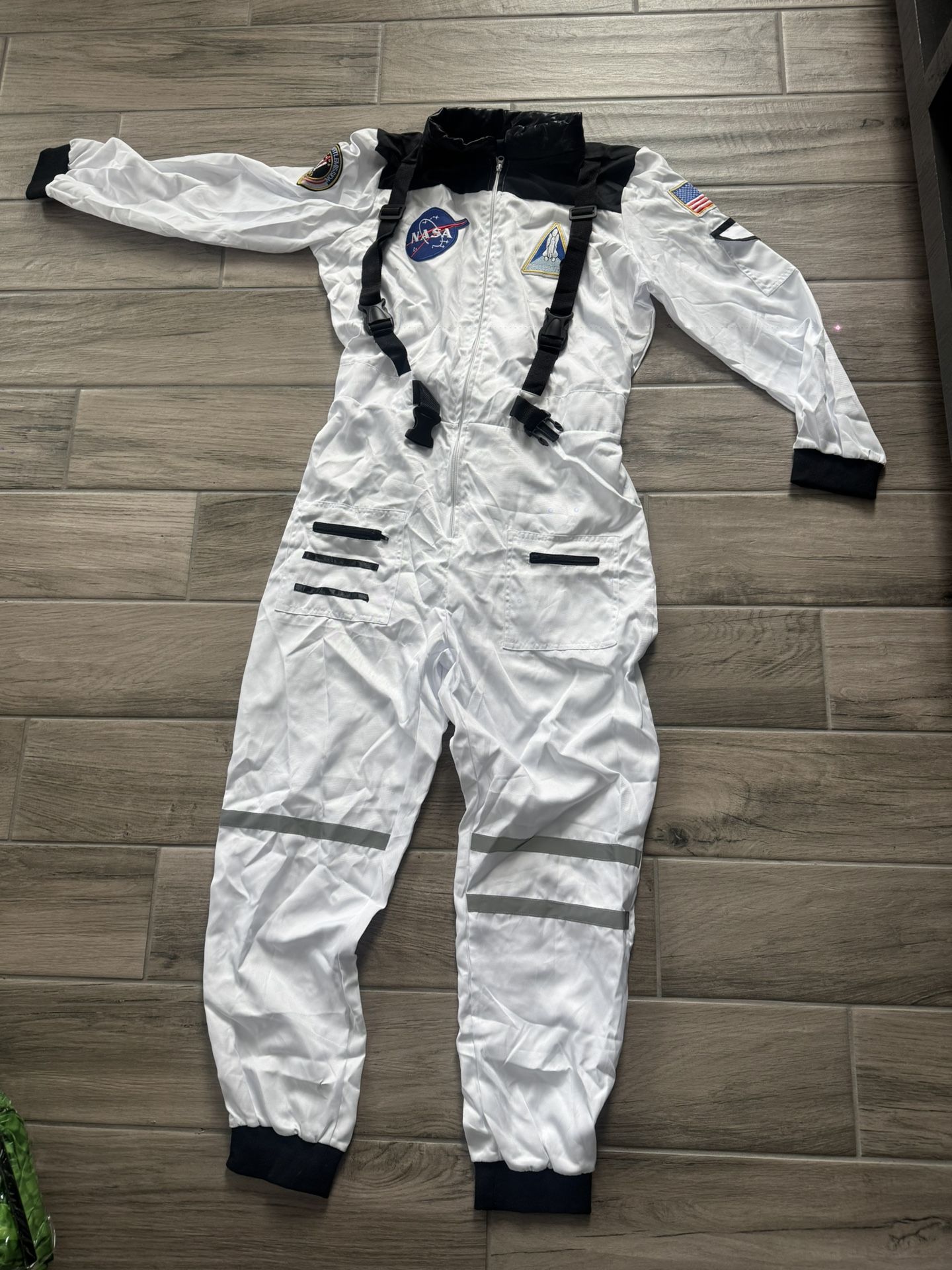 Mens Astronaut Costume  Size L 