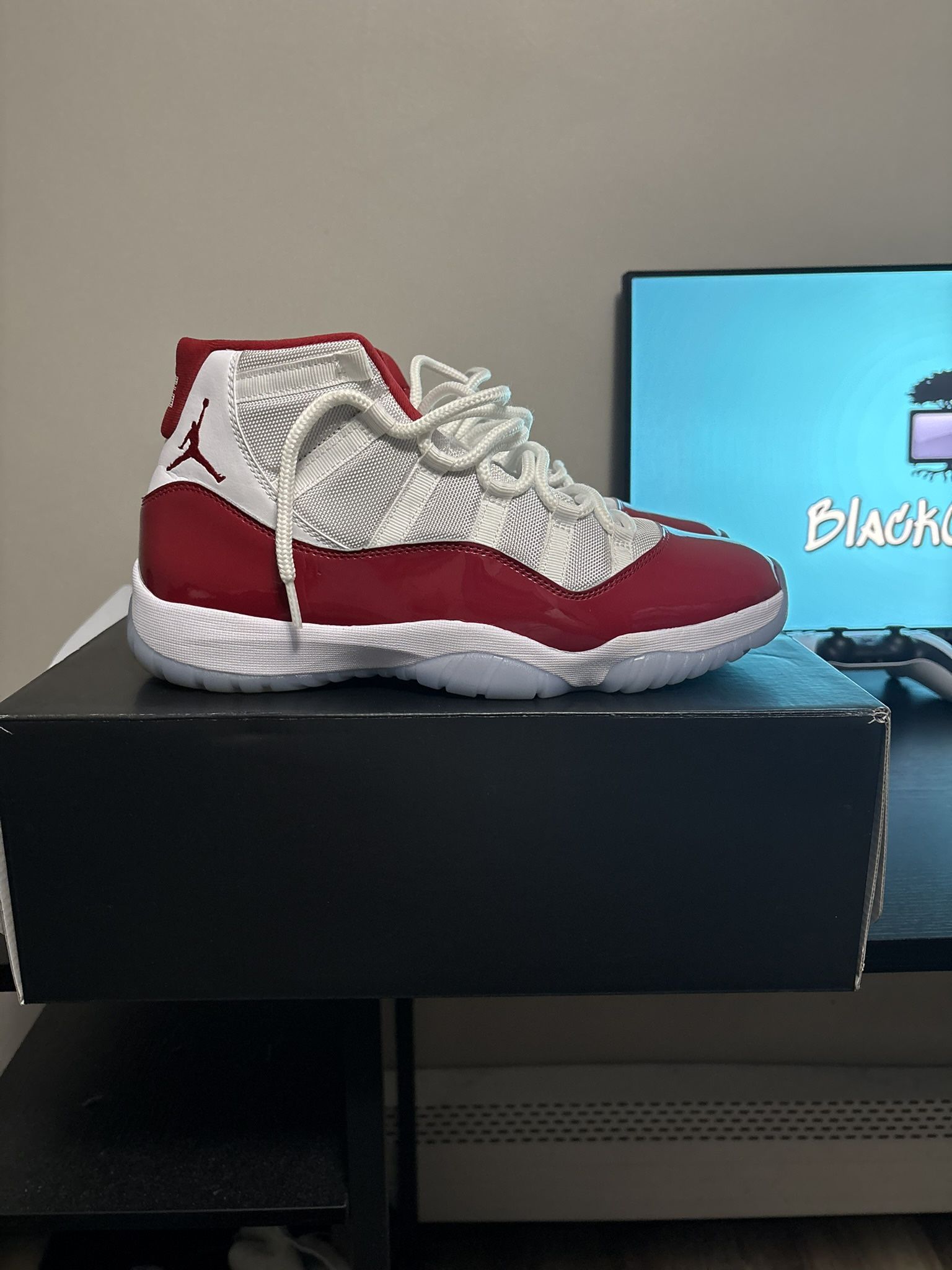 Jordan Cherry 11 High Size 11