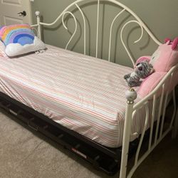 Twin Trundle Bed