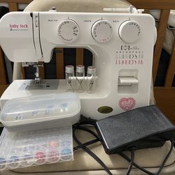 Baby Lock Joy Sewing Machine (Heavy Duty) w/ Accessories 