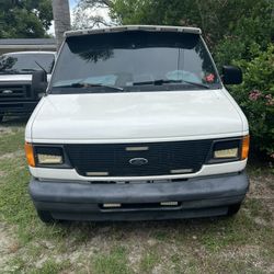 2002 Ford Econoline