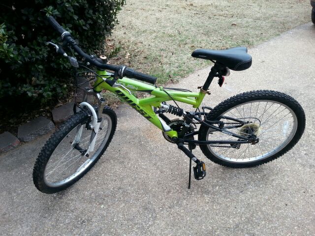 Good 24" Quest vanquish mountain bike