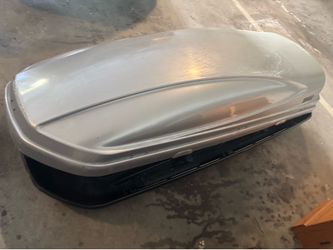 Thule Atlantis 1800 roof box storage