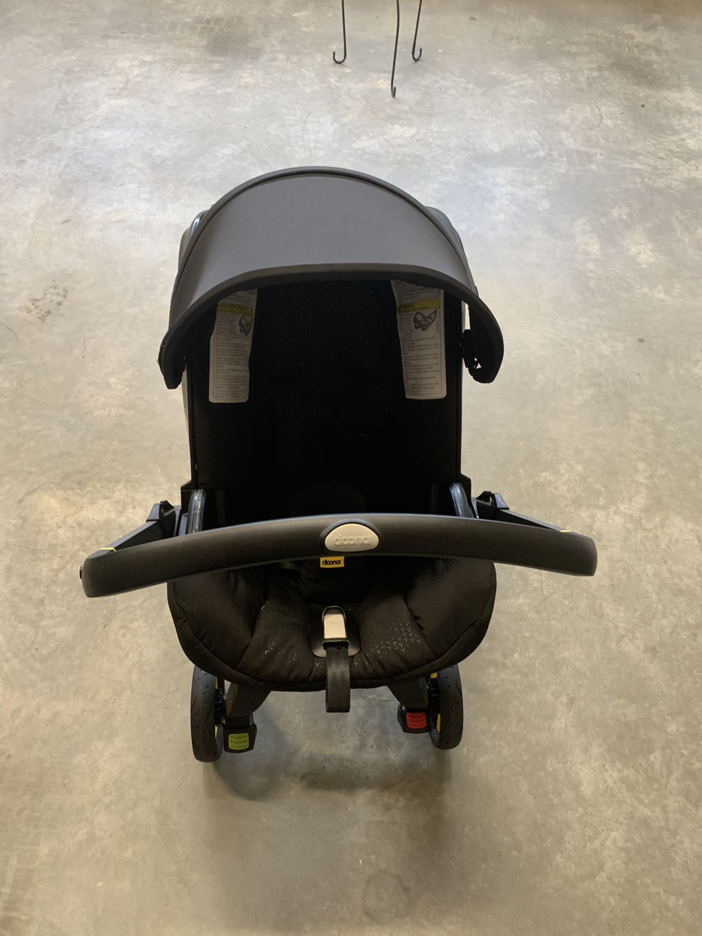 Doona Car seat & stroller combo with base.