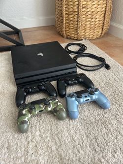 PS4 Pro + 4 Controllers + Cables – Tested & Working