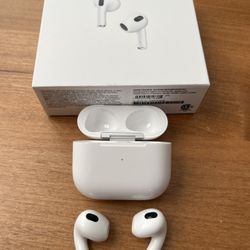 AirPods (3rd Generation)