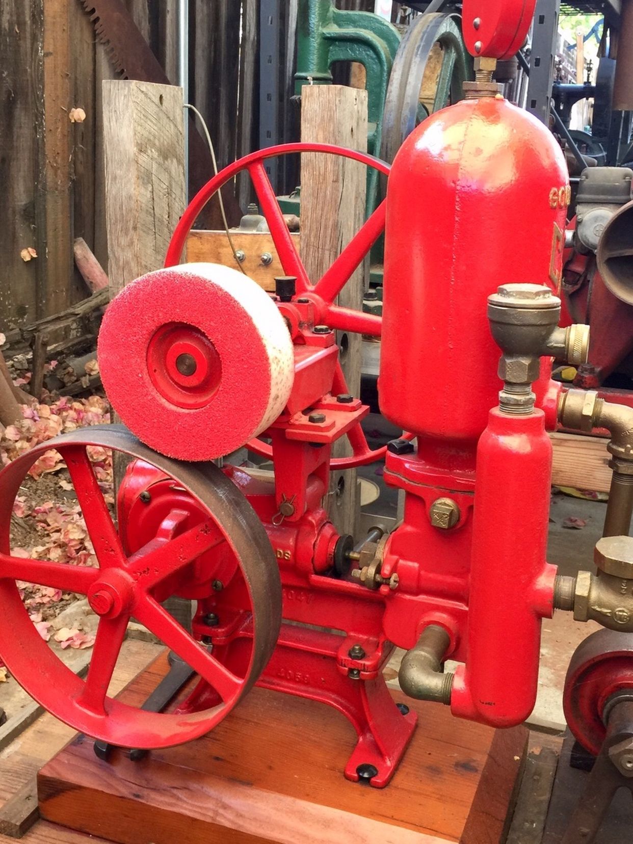 Goulds Water Pump for Hit and Miss Engine Display