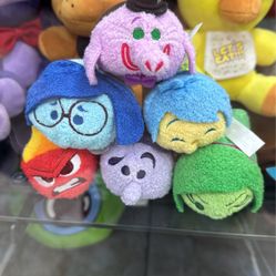 DISNEY INSIDE PUT TSUM TSUMS