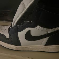 Size 8 Brand New ! 