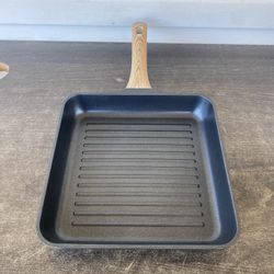 Authentic kitchen nonstick grill pan