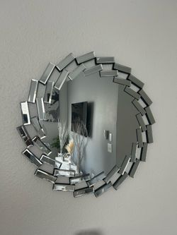Round Decorative Beveled Glass Tile Wall Mirror