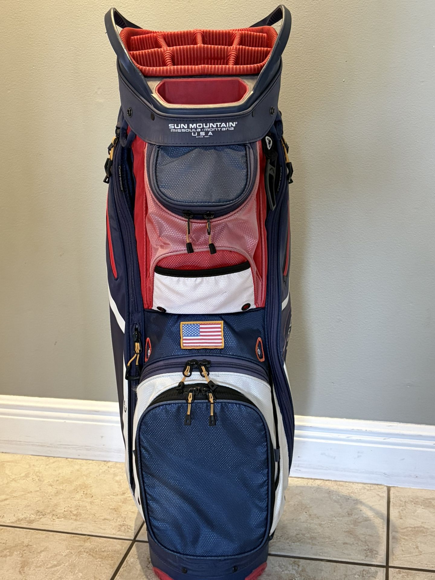 Sun Mountain C130 Golf Bag